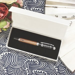 NCKU曜石黑鋼琴烤漆紅木鋼珠筆禮盒