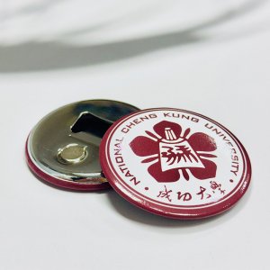 NCKU校徽磁鐵開瓶器