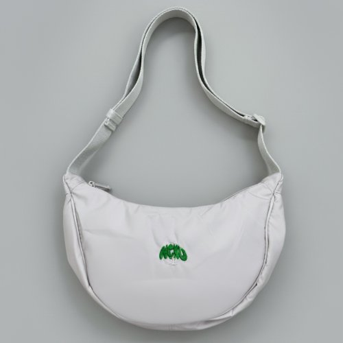 【新品登場】NCKU電繡榕樹弧形肩背包_卡其