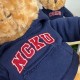 【玩偶配件包】NCKU電繡帽T_深藍（不含玩偶）