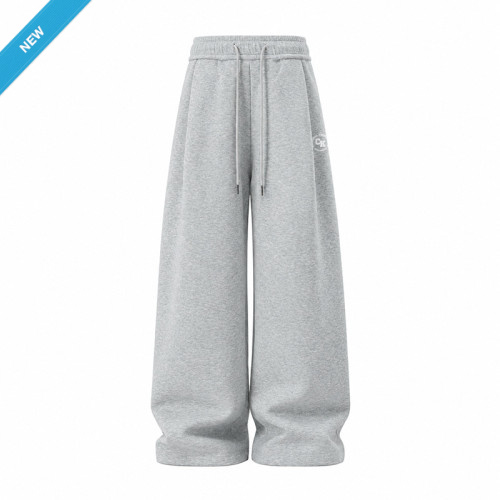 【新品登場!11/18陸續出貨】NCKU寬鬆打摺休閒長褲_慵懶灰 【新品登場!11/18陸續出貨】NCKU寬鬆打摺休閒長褲_慵懶灰