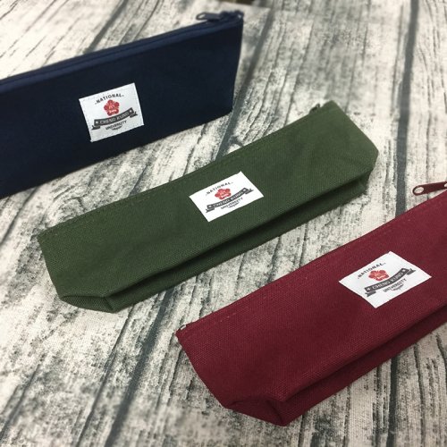 NCKU簡約風船型帆布筆袋_丈青/墨綠/酒紅 NCKU簡約風船型帆布筆袋_丈青/墨綠/酒紅